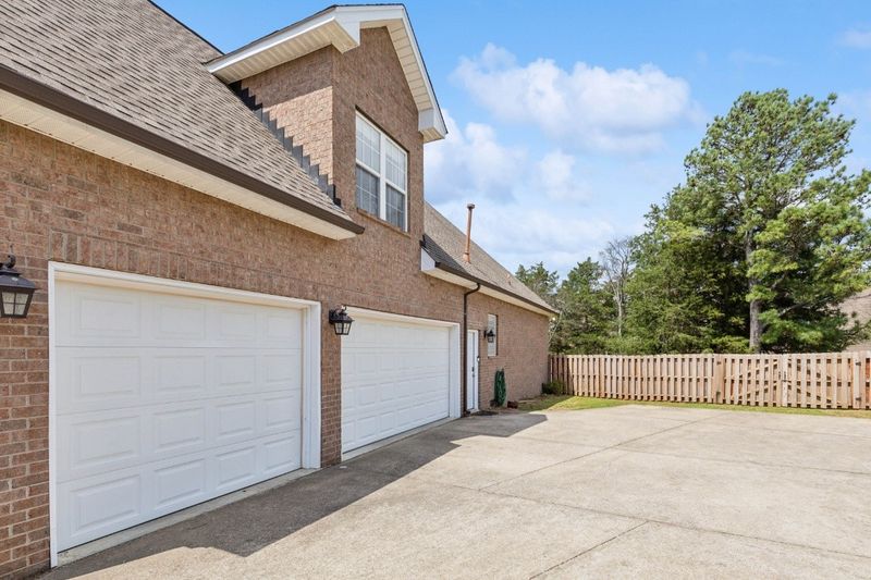 435 Creekview Dr, Murfreesboro, TN 37128