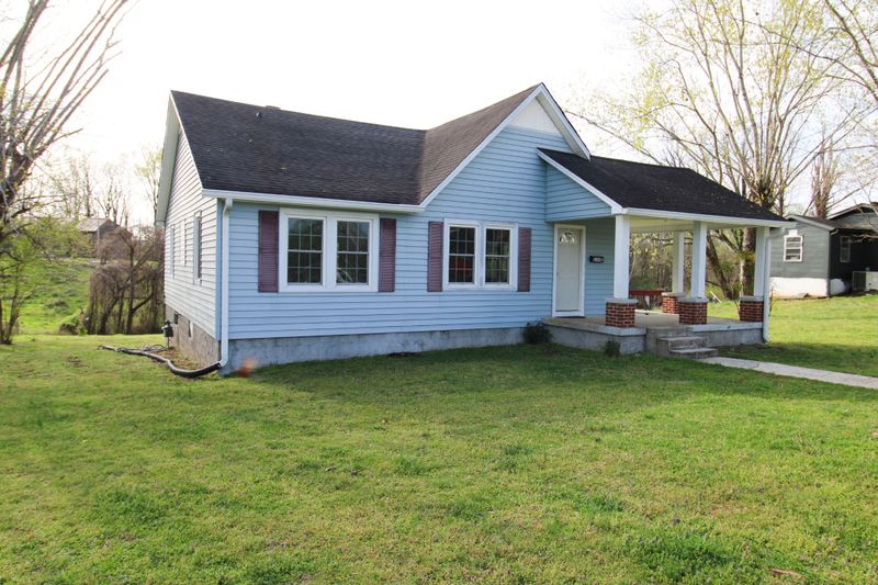 244 Hillcrest Dr N, Carthage, TN 37030