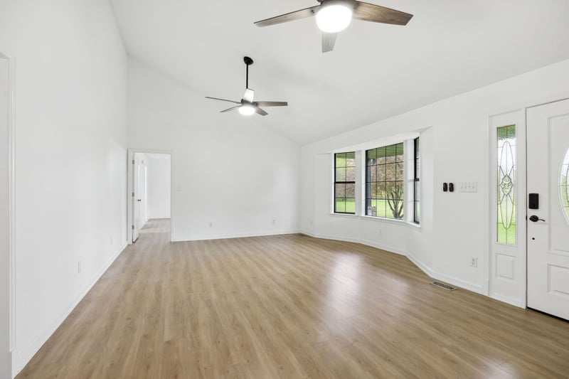 500 Brown Rd, Bon Aqua, TN 37025