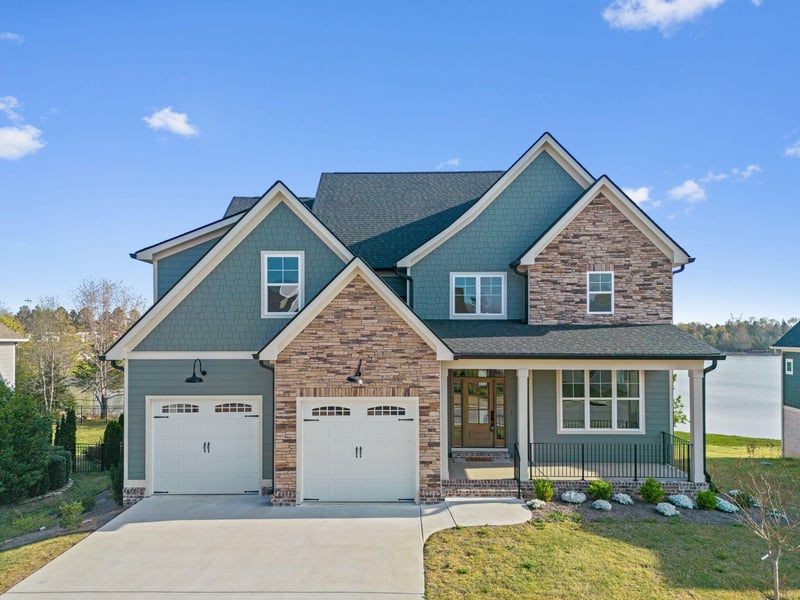 490 Lakeshore Cove Dr, Fort Oglethorpe, GA 30742