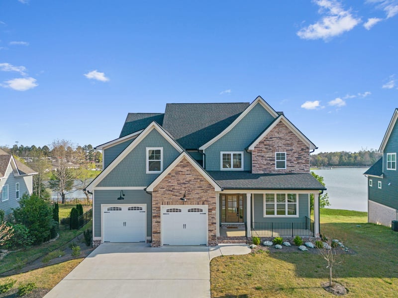 490 Lakeshore Cove Dr, Fort Oglethorpe, GA 30742