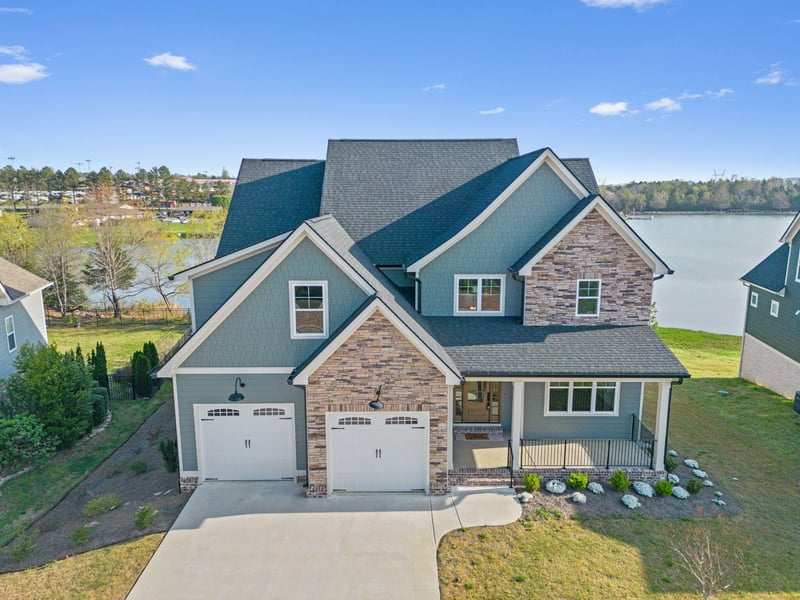 490 Lakeshore Cove Dr, Fort Oglethorpe, GA 30742