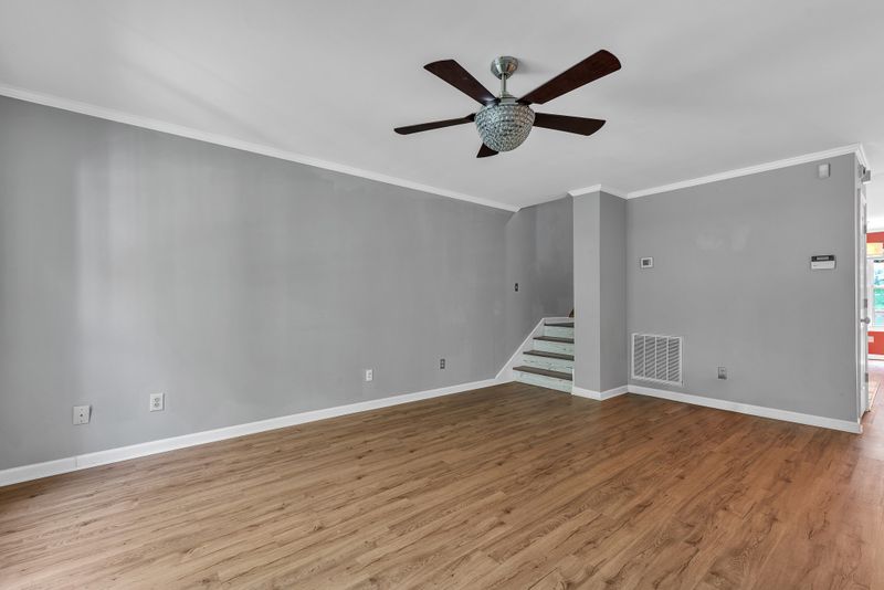4954 Edmondson Pike #13, Nashville, TN 37211