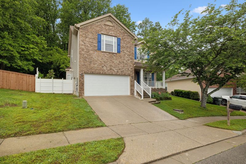 1616 Timber Rn, Nashville, TN 37214