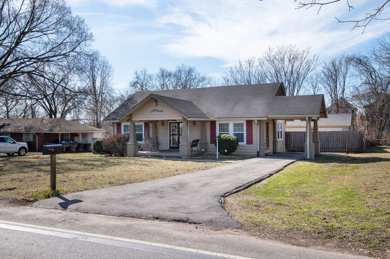 818 Riverside Dr, Nashville, TN 37206