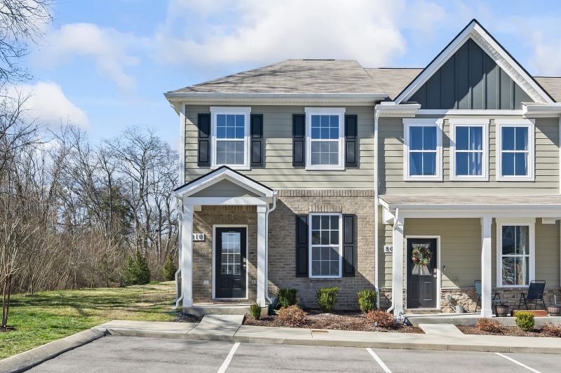 810 Dallas Dr, Columbia, TN 38401