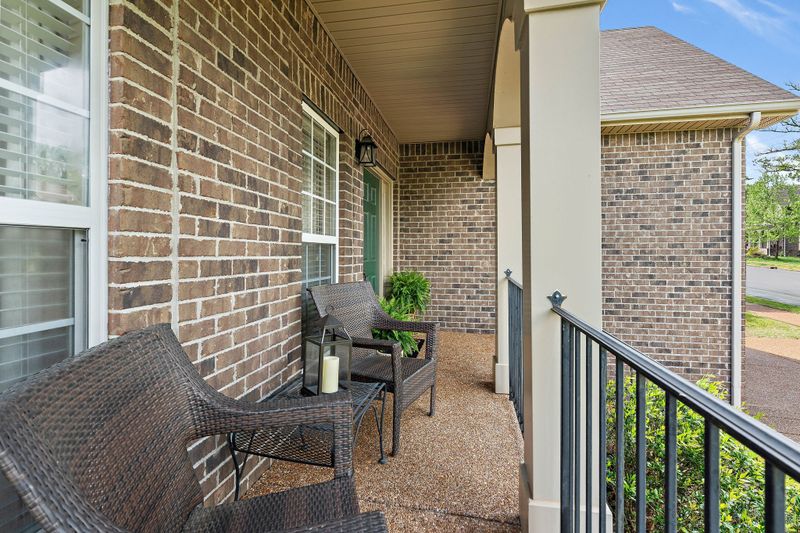 6604 Sunnywood Dr, Nashville, TN 37211