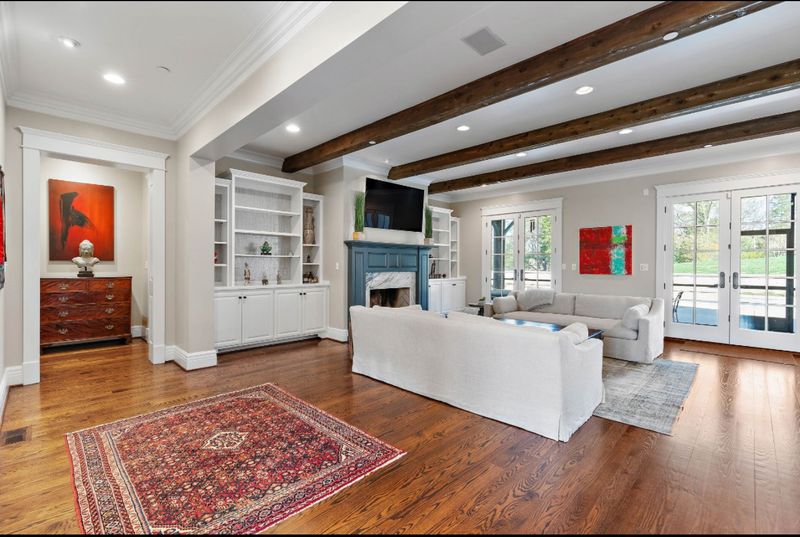 508 Huckleberry Rd, Nashville, TN 37205