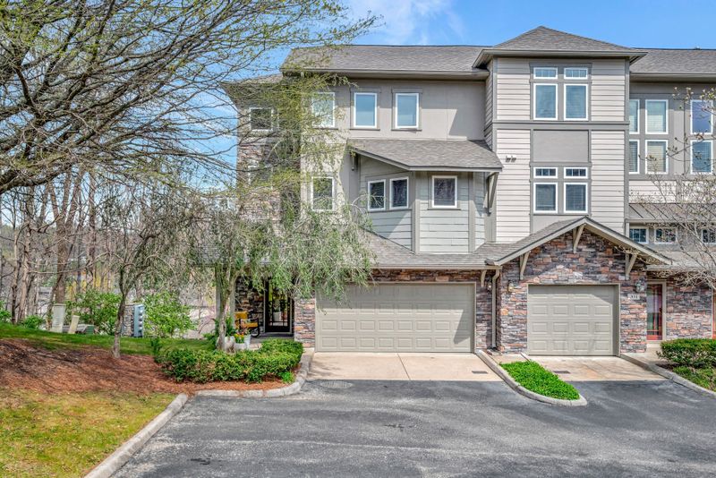 320 Old Hickory Blvd #206, Nashville, TN 37221