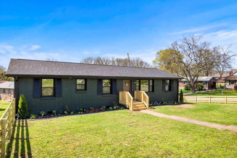 2110 Scott Ave, Nashville, TN 37216