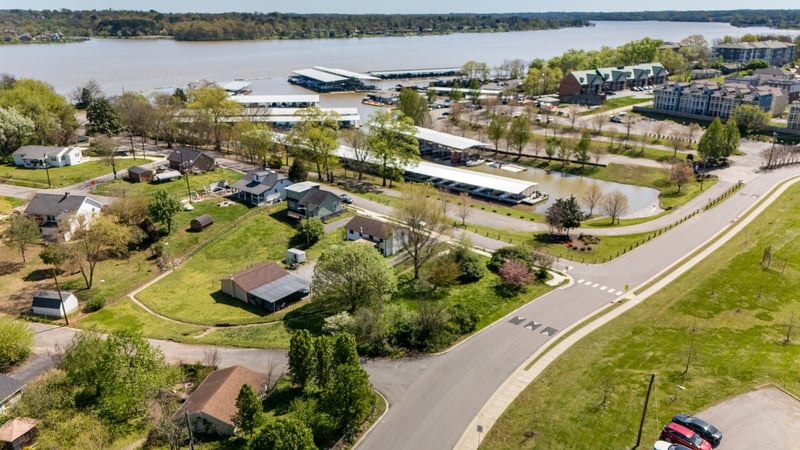 1808 Riverside Rd, Old Hickory, TN 37138