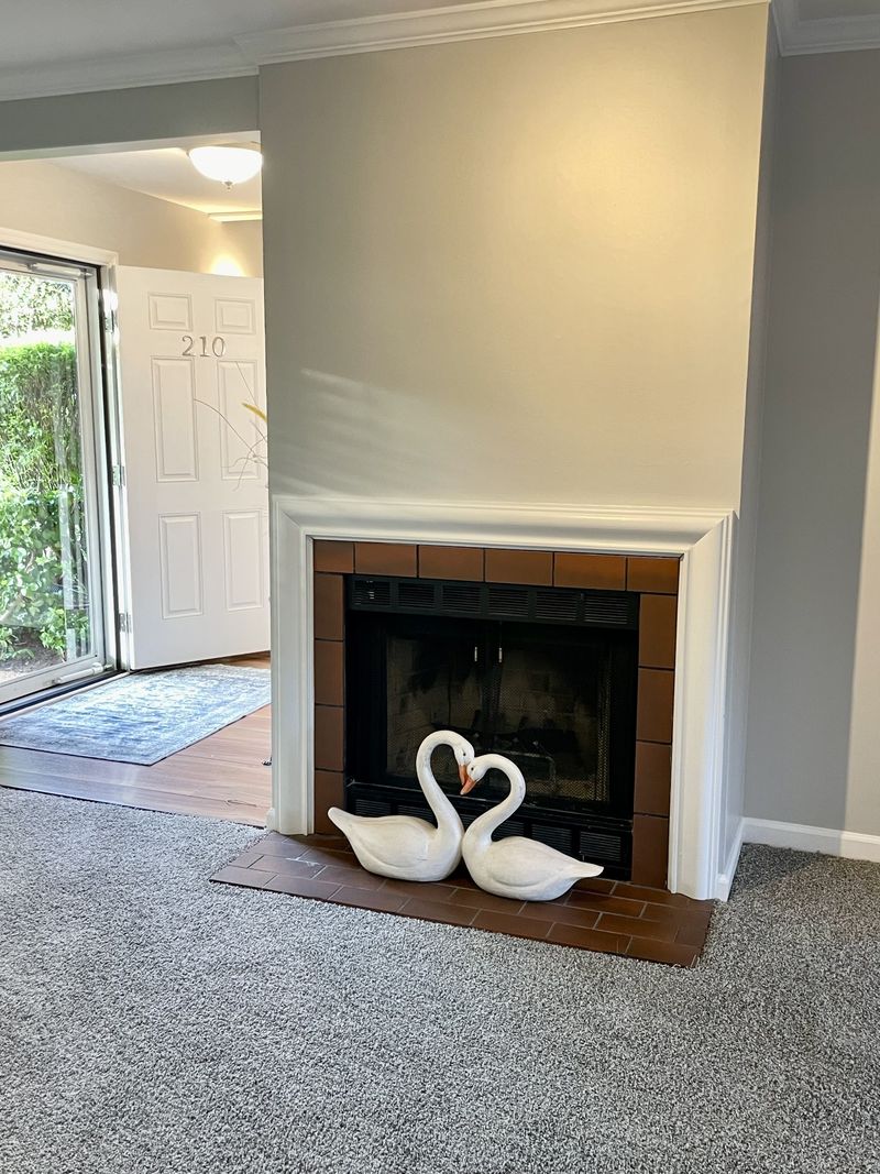 210 Cumberland Trce, Nashville, TN 37214