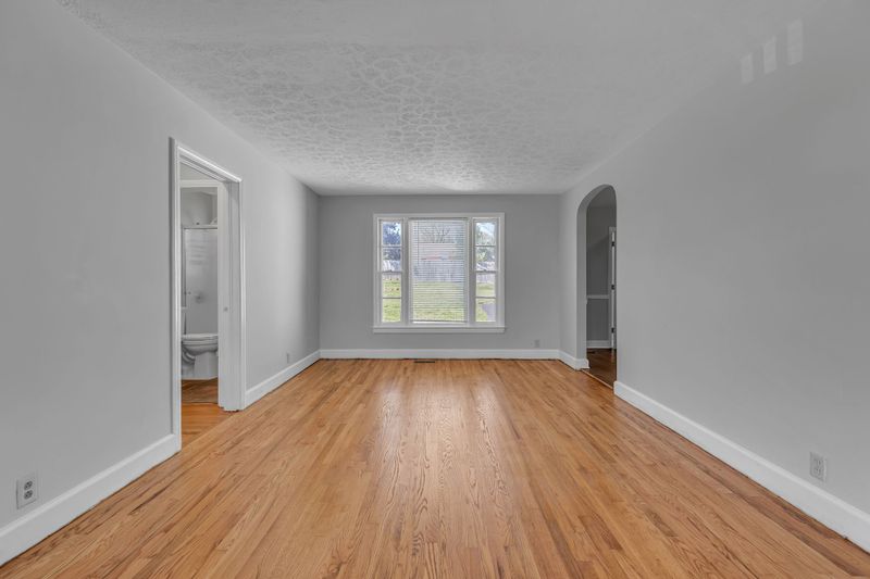 2322 Maplecrest Dr, Nashville, TN 37214