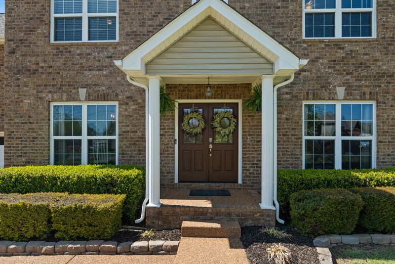 3304 Milton Ct, Thompsons Station, TN 37179