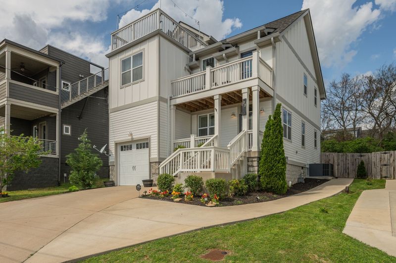 72 Twin St, Nashville, TN 37209