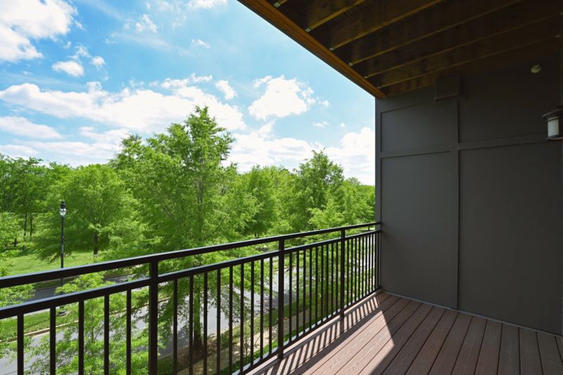 141 Saundersville Rd #1305, Hendersonville, TN 37075