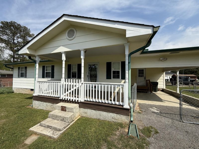 28 Stovall St, Fort Oglethorpe, GA 30742