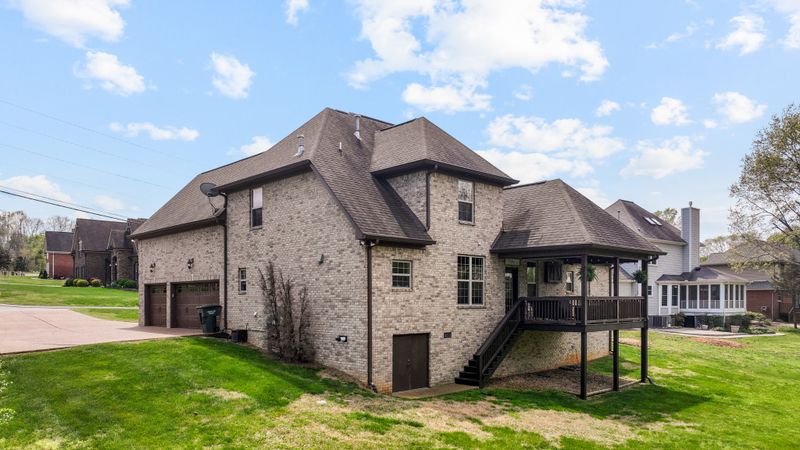 2086 Brookstone Dr, Mount Juliet, TN 37122