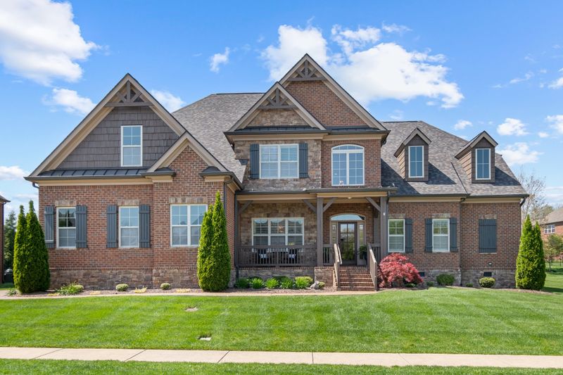 5033 Montelena Dr, Franklin, TN 37067