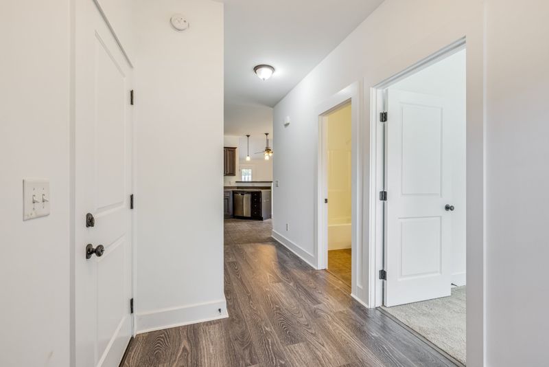 3046 Whitland Crossing Dr, Nashville, TN 37214