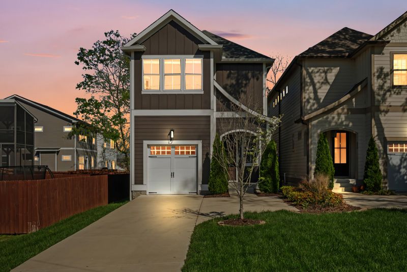 552 Stevenson St, Nashville, TN 37209