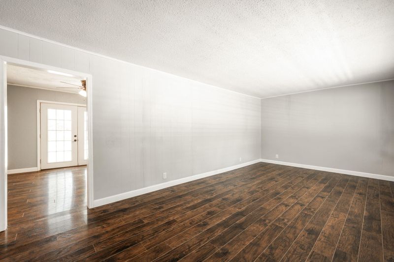 135 Sharon Cir, Rossville, GA 30741