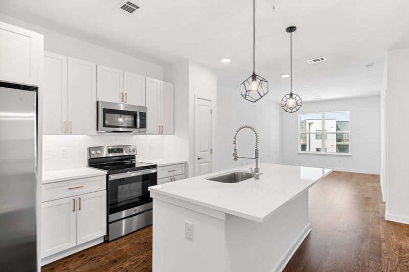 1677 54th Ave N #418, Nashville, TN 37209