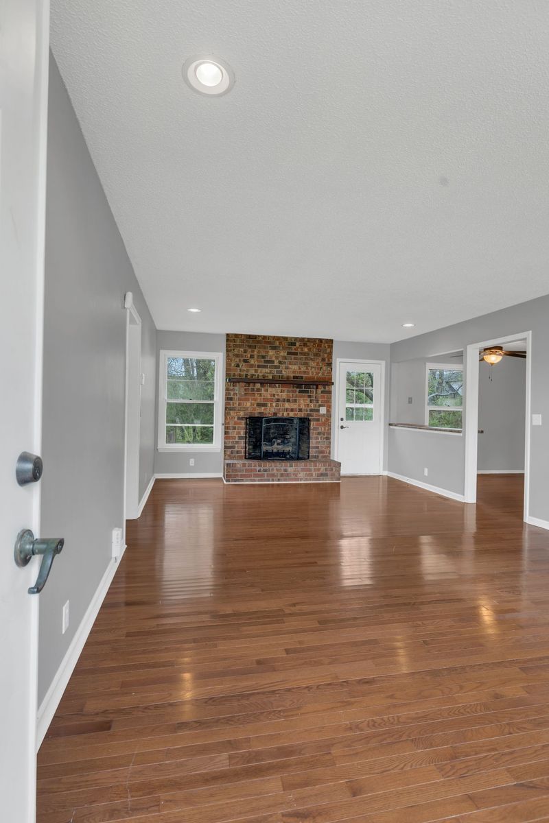 304 Highfeild Dr, Murfreesboro, TN 37128