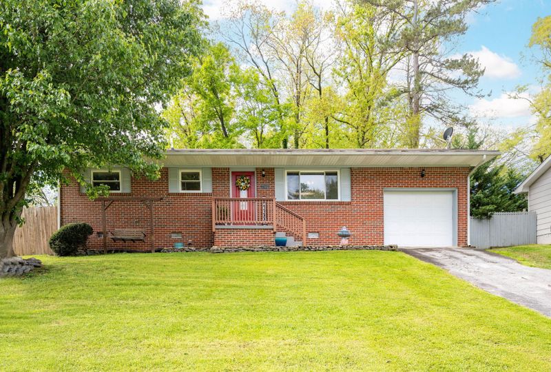 501 Stapp Dr, Ringgold, GA 30736