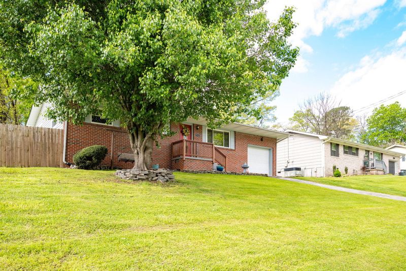 501 Stapp Dr, Ringgold, GA 30736