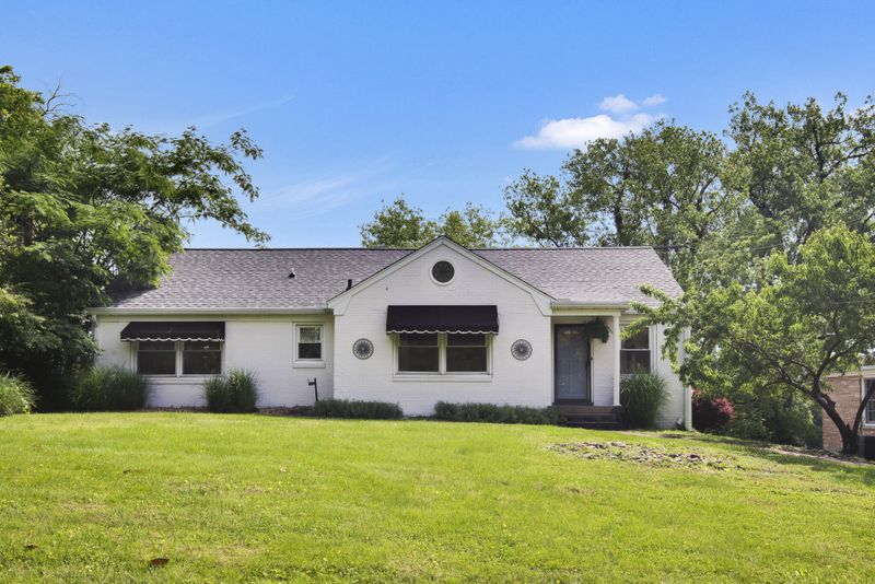 3812 Moss Rose Dr, Nashville, TN 37216