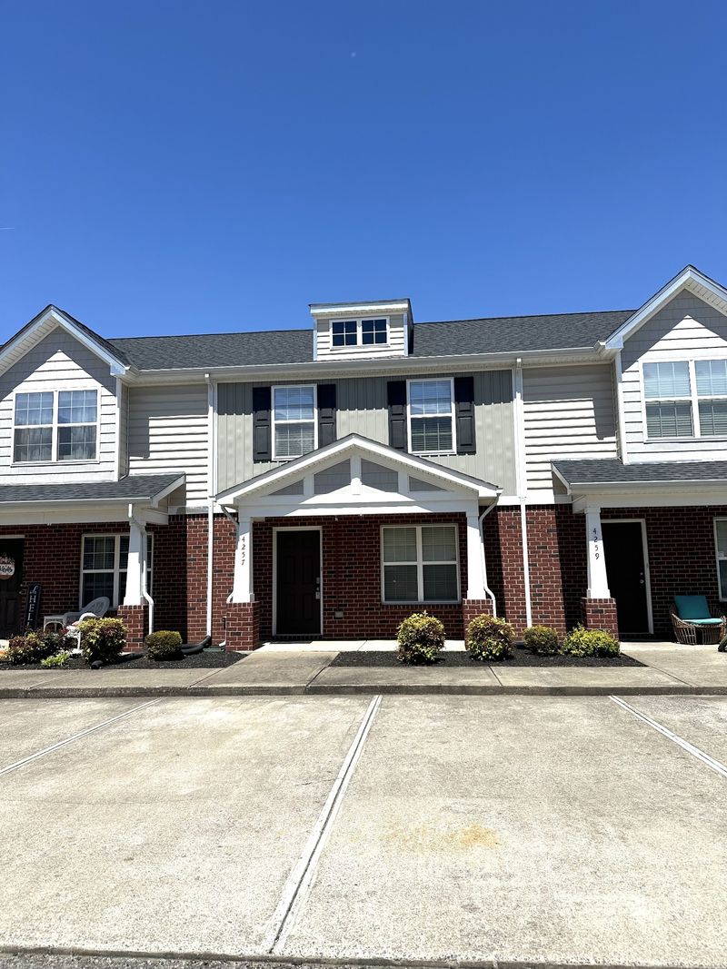 4257 Aurora Cir, Murfreesboro, TN 37127