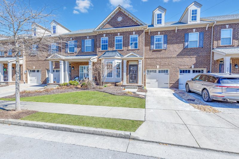 2347 Traemoor Village Pl, Nashville, TN 37209