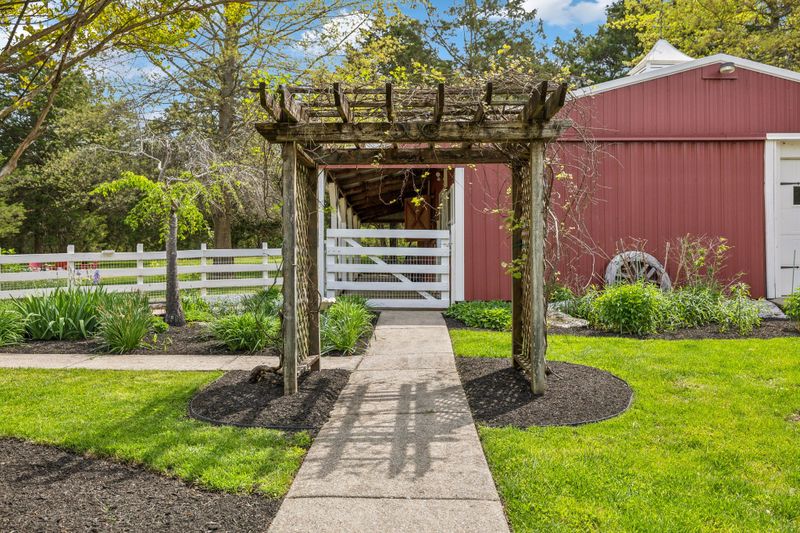 2115 Logue Rd, Mount Juliet, TN 37122