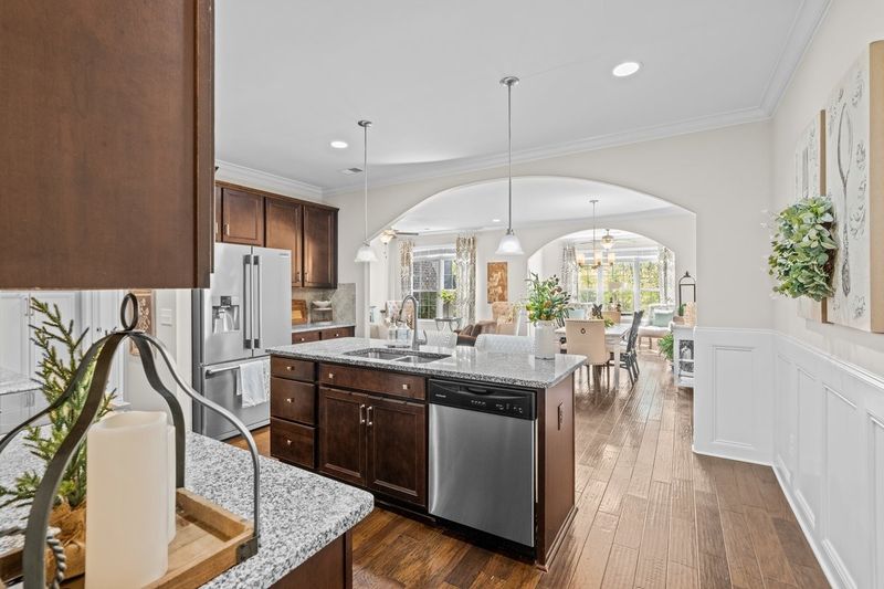 1007 Callaway Dr, Lebanon, TN 37087