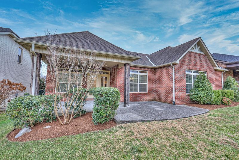 1307 Reynard Dr, Gallatin, TN 37066