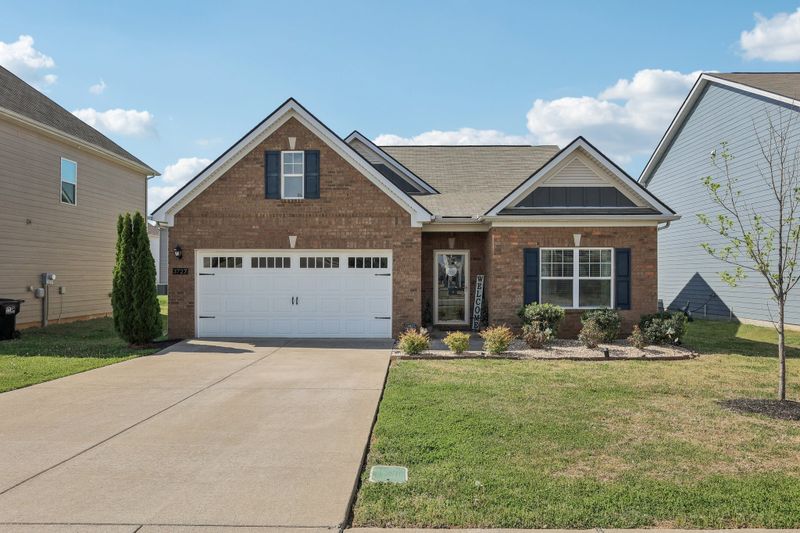 3727 Pelham Wood Dr, Murfreesboro, TN 37128
