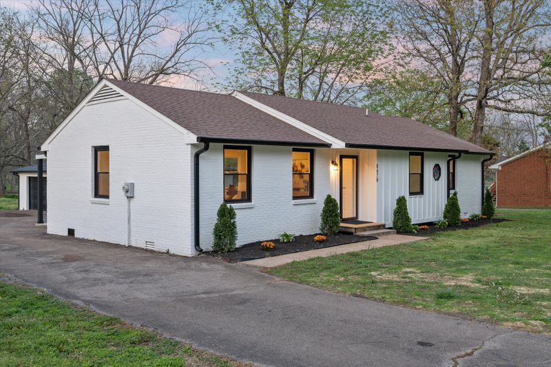 8470 Burleson Ln, Murfreesboro, TN 37129