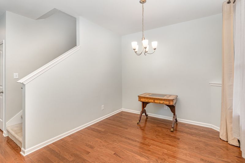 1015 Livingstone Ln, Mount Juliet, TN 37122