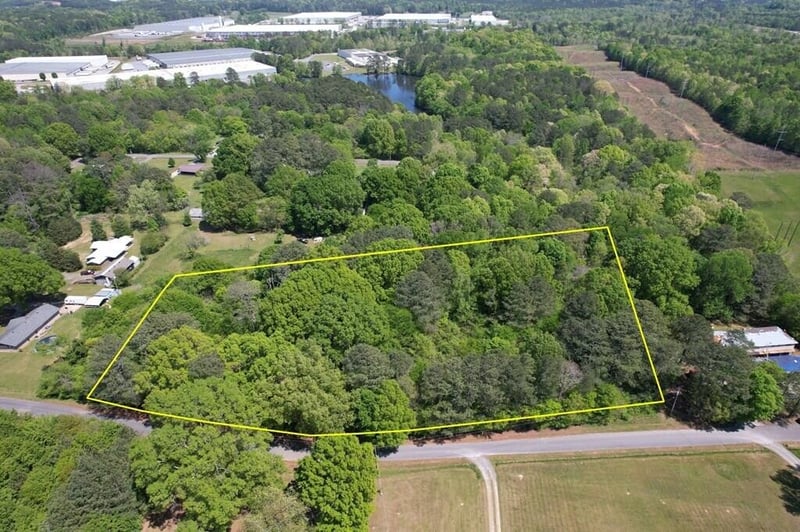 2829 Se Wells Dr, Dalton, GA 30720