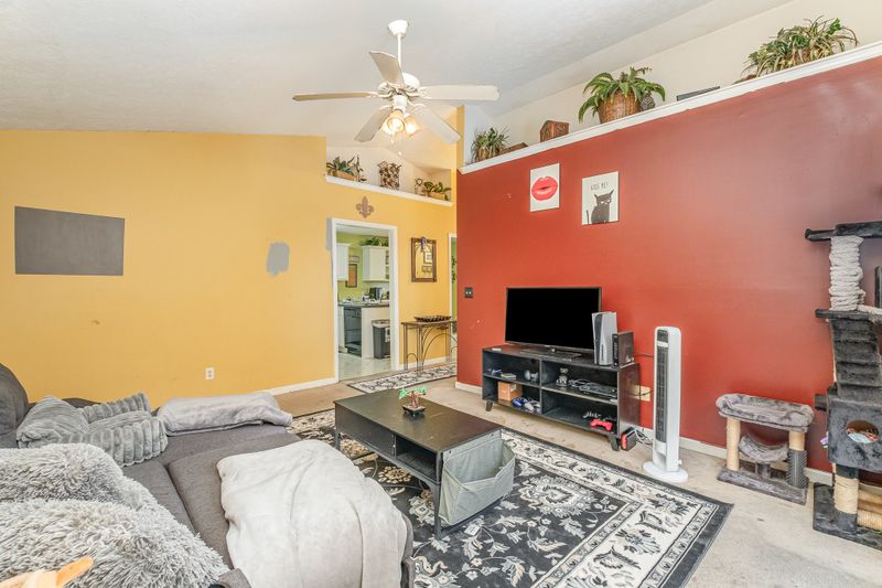 2123 Stoney Meadow Dr, Murfreesboro, TN 37128