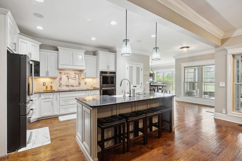 1645 N Lovvorn Rd, Christiana, TN 37037