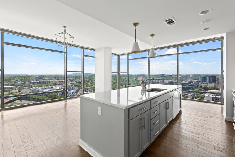 1212 Laurel St #2213, Nashville, TN 37203