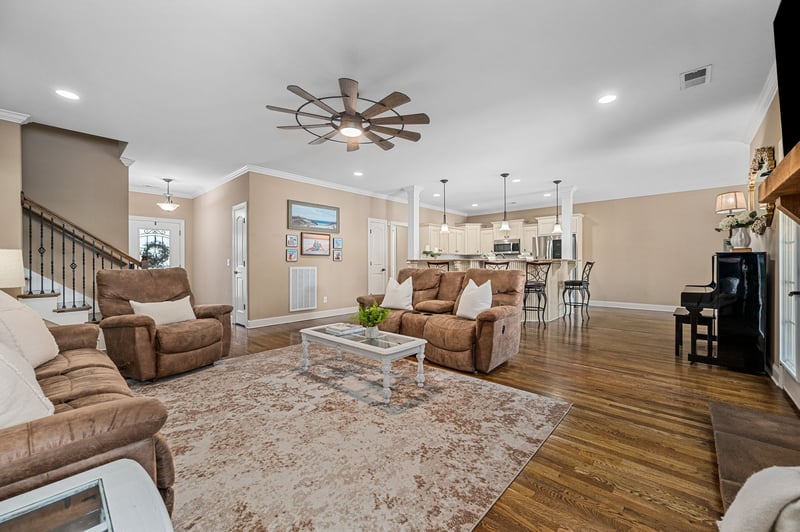 2025 Grandstand Dr, Lascassas, TN 37085