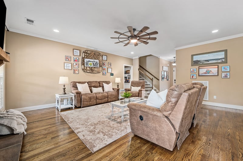 2025 Grandstand Dr, Lascassas, TN 37085