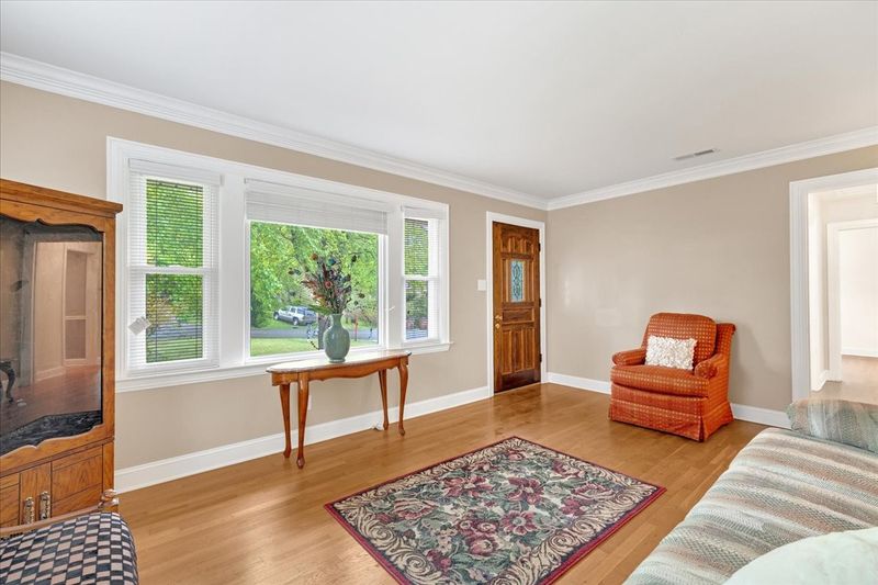 334 Melpar Dr, Nashville, TN 37211