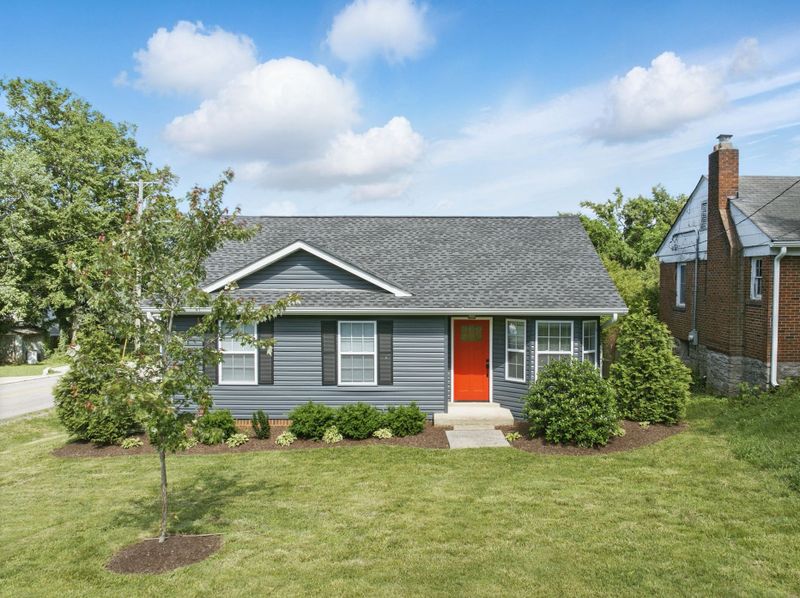 1911 Riverside Dr, Nashville, TN 37216