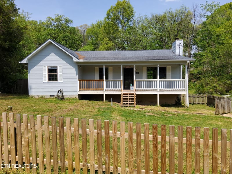 1228 Payne School Dr, Sevierville, TN 37876