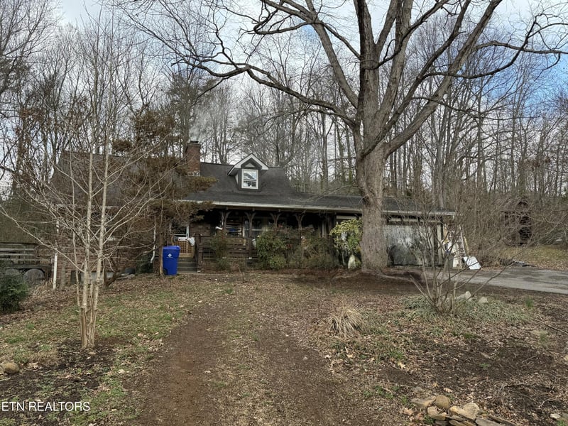 103 Baltimore Dr, Oak Ridge, TN 37830