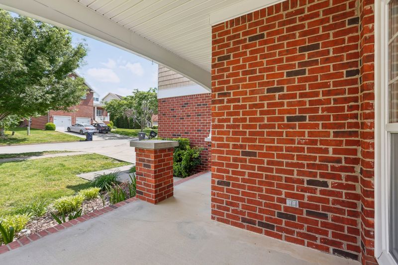 7151 Riverfront Dr, Nashville, TN 37221